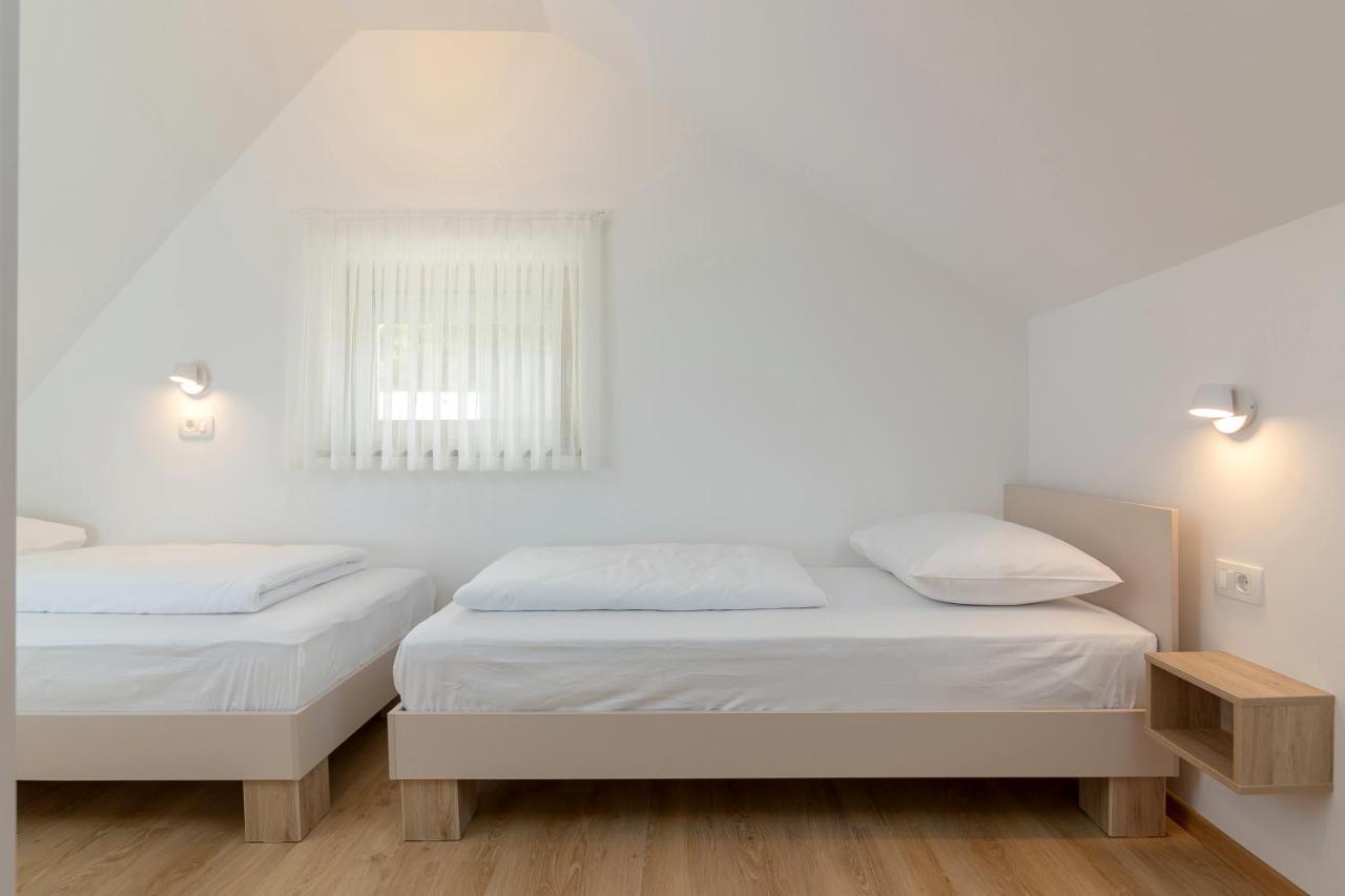 Vila Vita Apartments 克拉尼斯卡戈拉 外观 照片