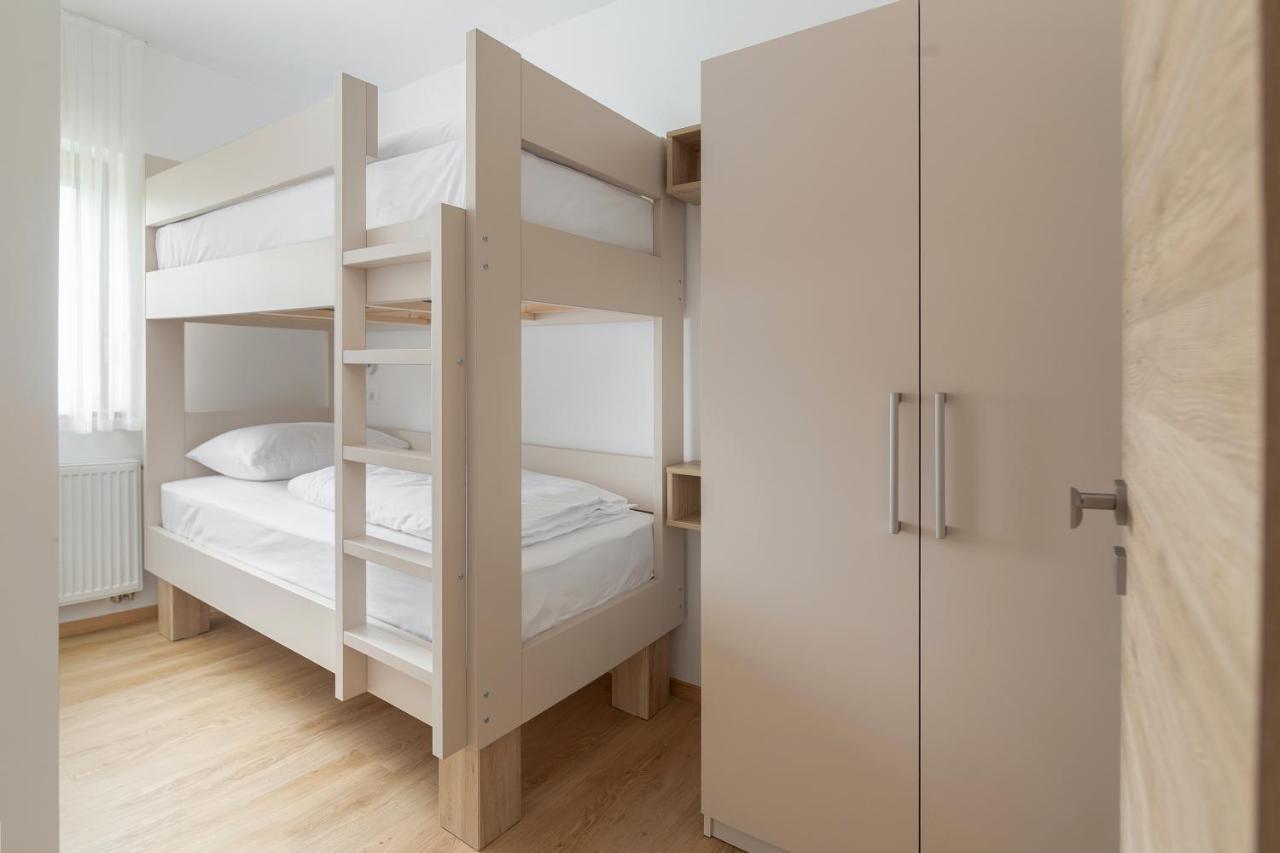 Vila Vita Apartments 克拉尼斯卡戈拉 外观 照片