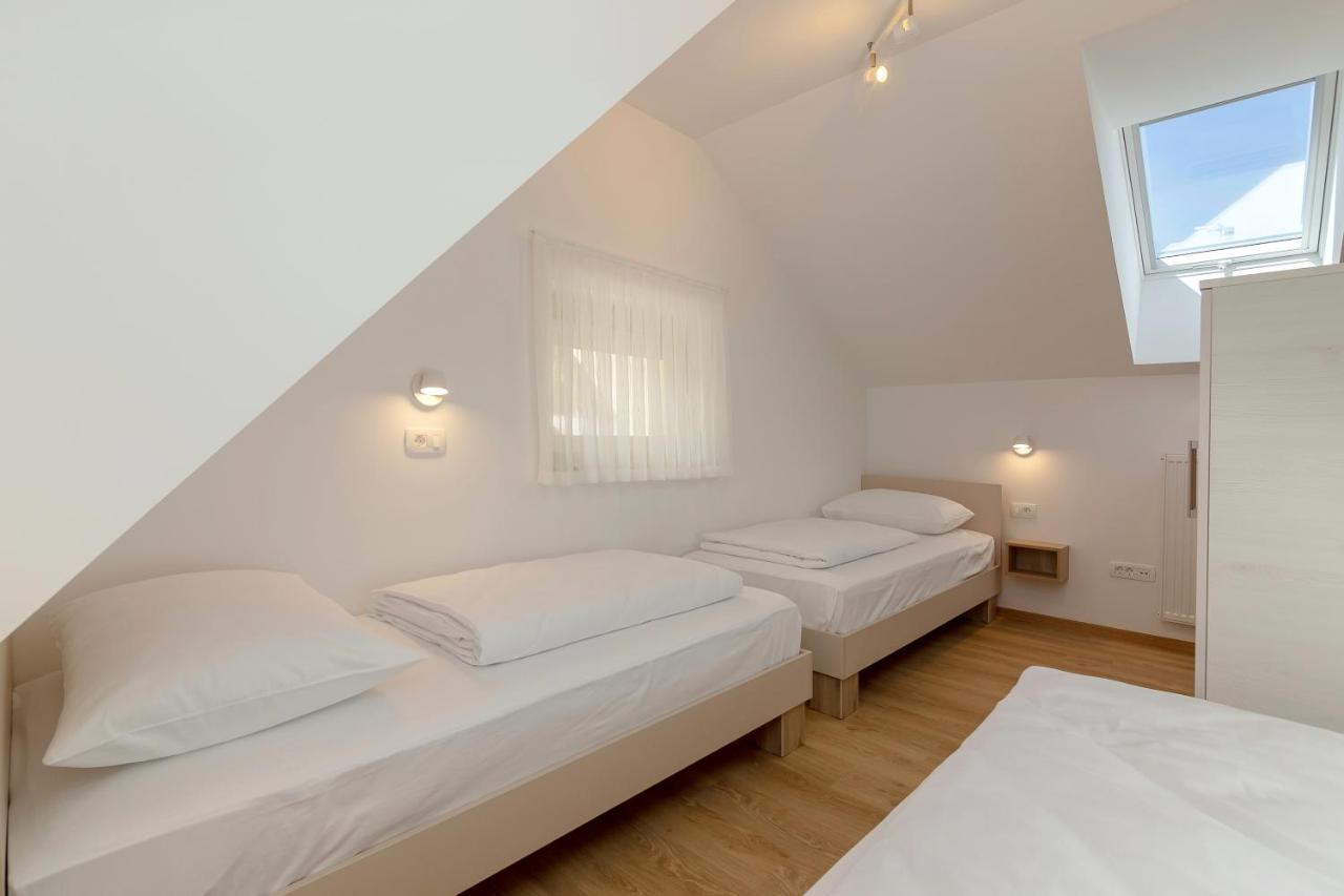 Vila Vita Apartments 克拉尼斯卡戈拉 外观 照片