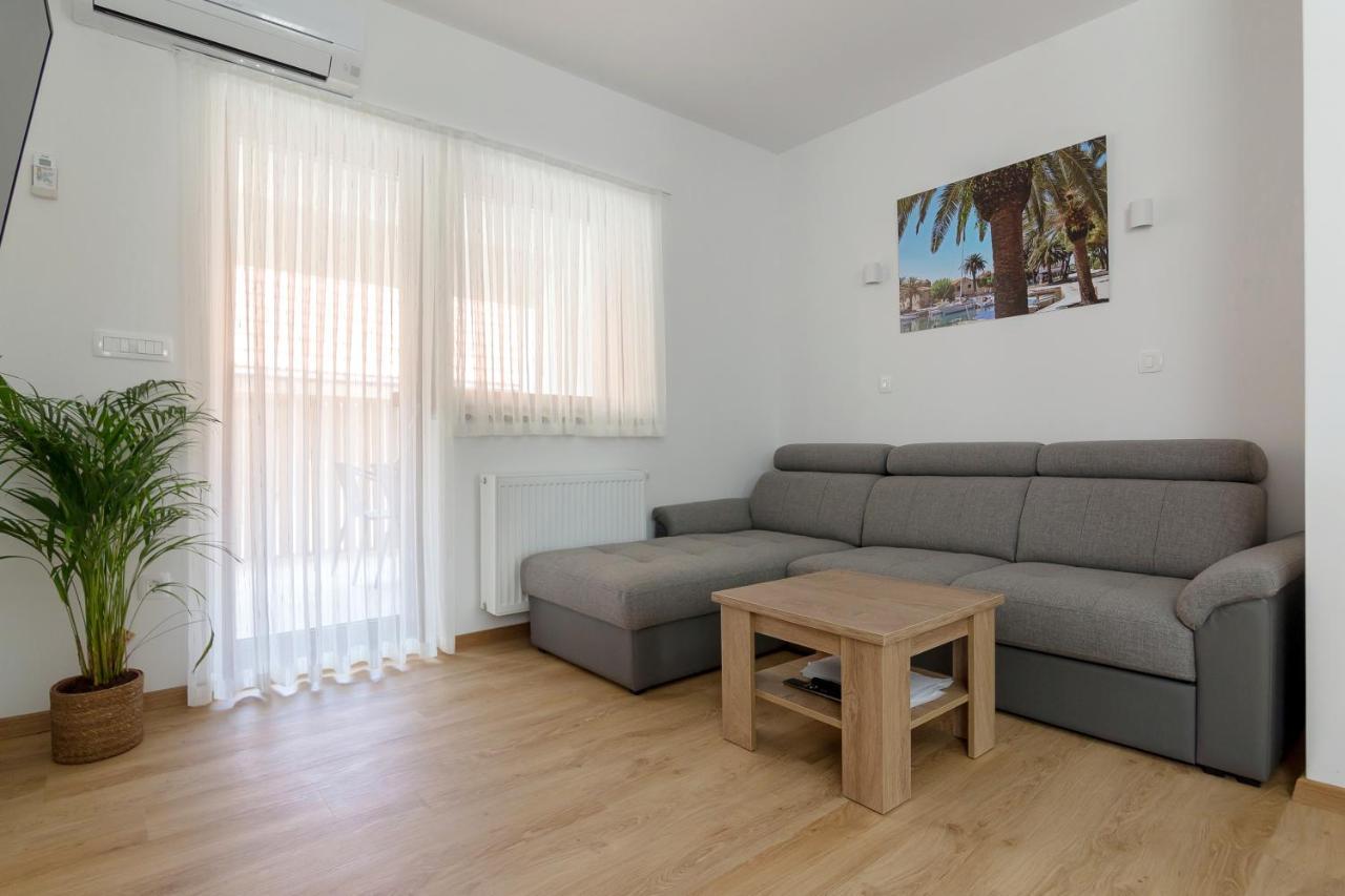 Vila Vita Apartments 克拉尼斯卡戈拉 外观 照片
