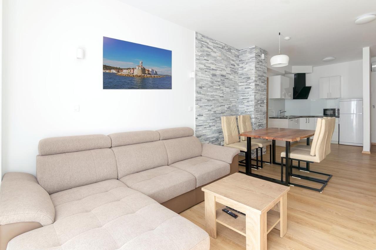 Vila Vita Apartments 克拉尼斯卡戈拉 外观 照片