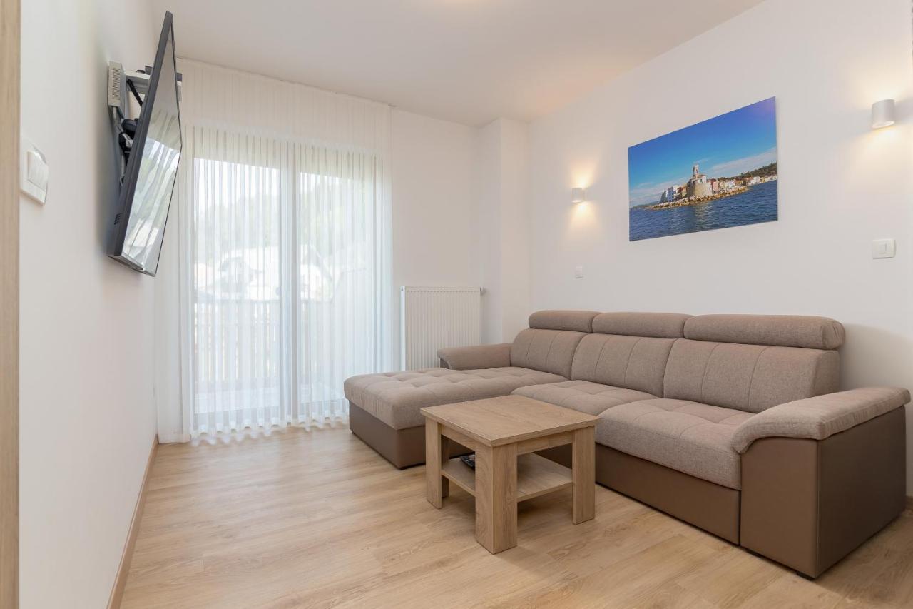 Vila Vita Apartments 克拉尼斯卡戈拉 外观 照片