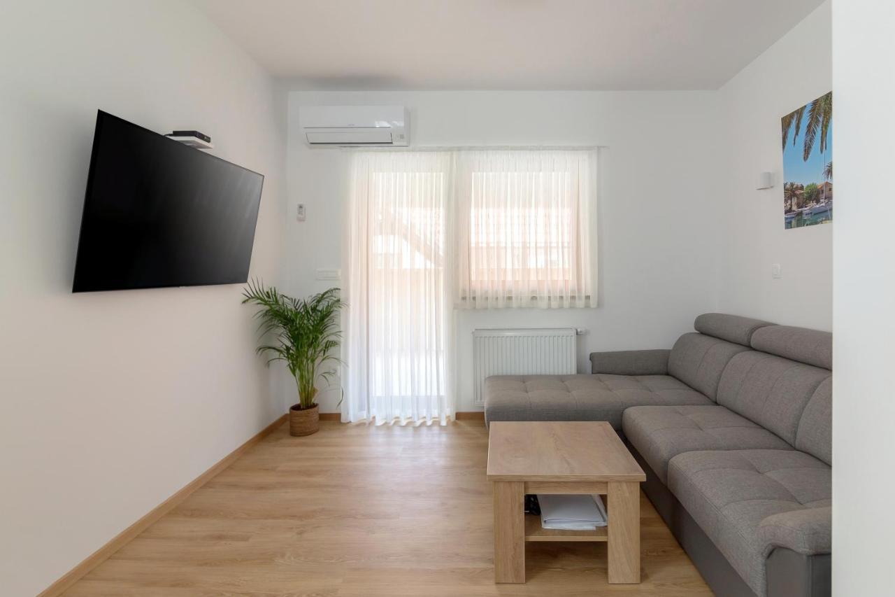 Vila Vita Apartments 克拉尼斯卡戈拉 外观 照片