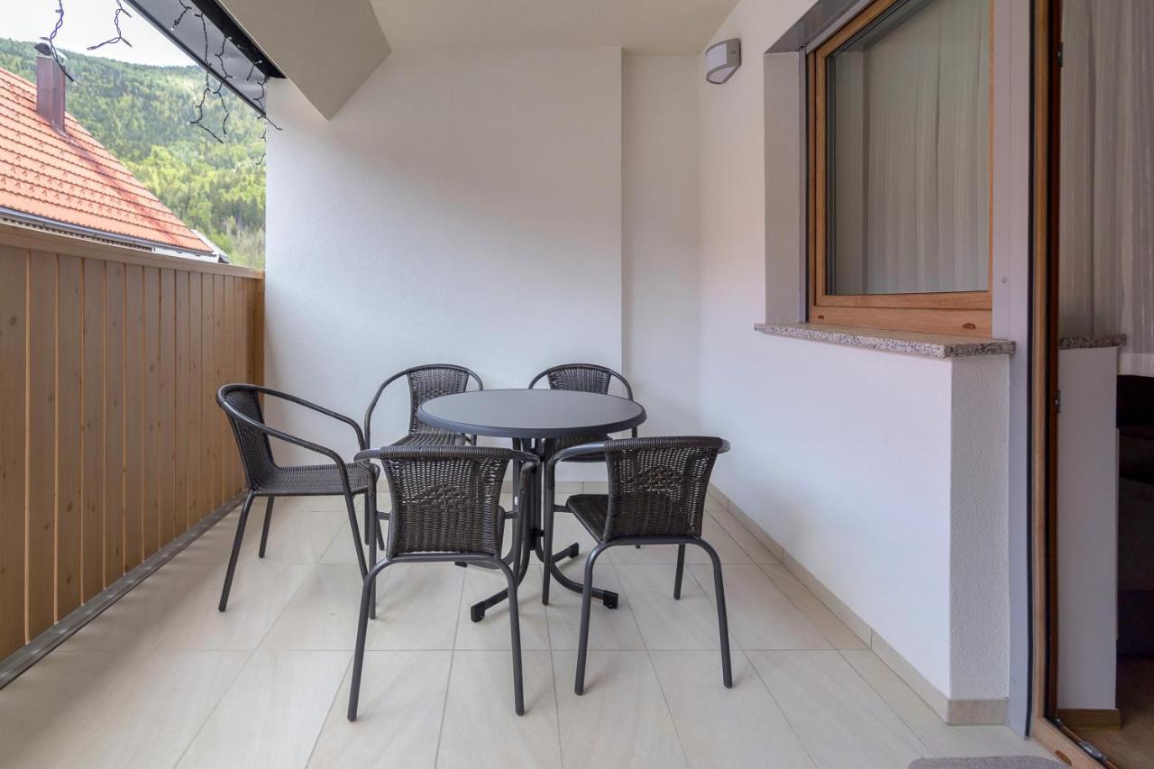 Vila Vita Apartments 克拉尼斯卡戈拉 外观 照片